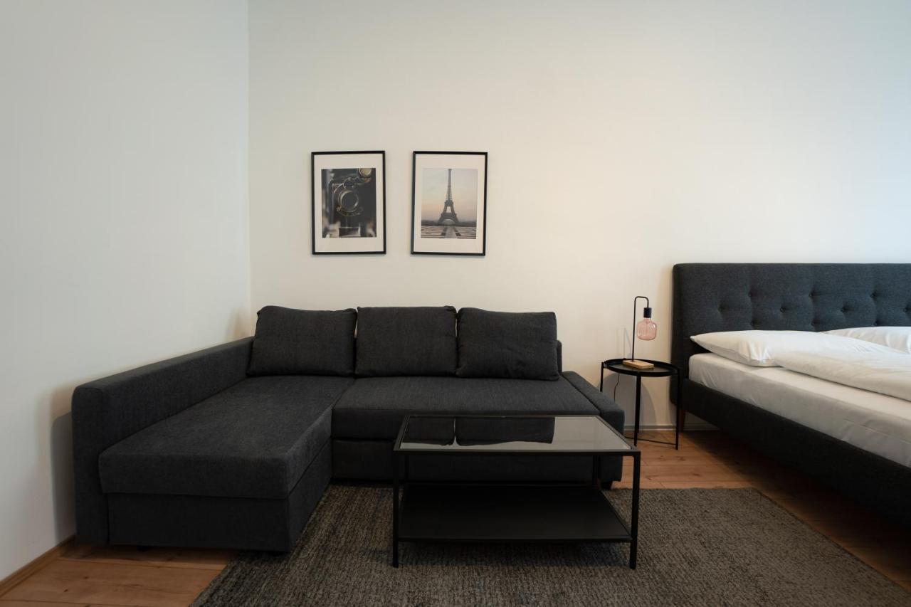 Lovely 1-Bedroom Apartment Next To Praterstern 비엔나 외부 사진
