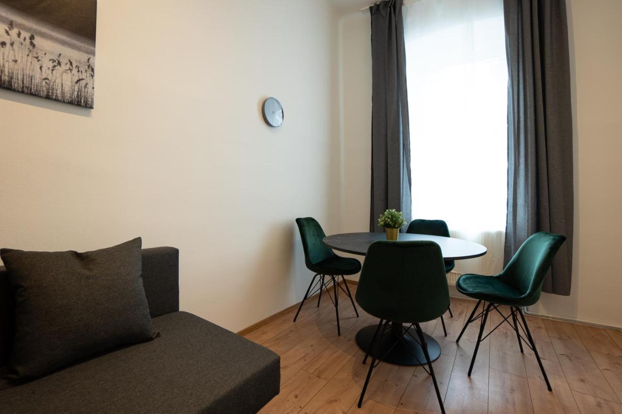 Lovely 1-Bedroom Apartment Next To Praterstern 비엔나 외부 사진