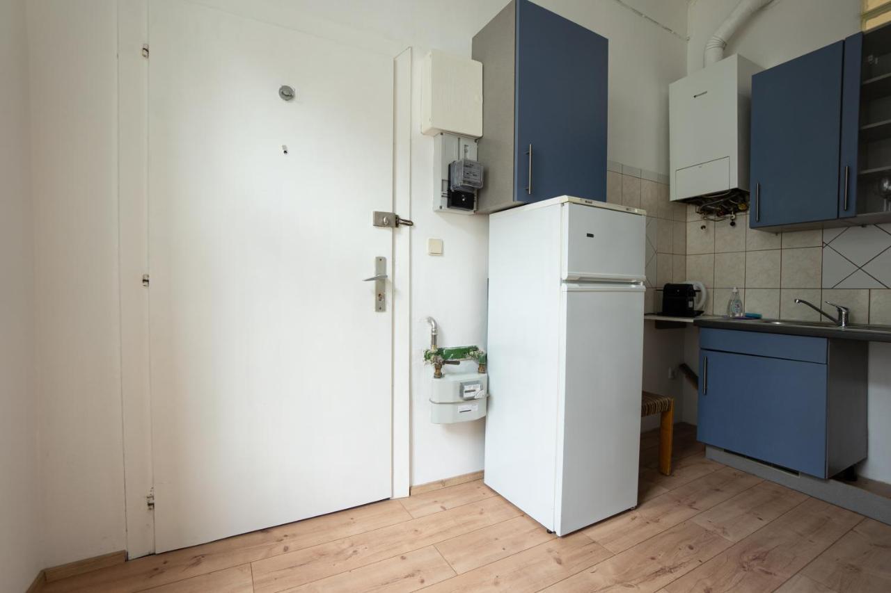 Lovely 1-Bedroom Apartment Next To Praterstern 비엔나 외부 사진